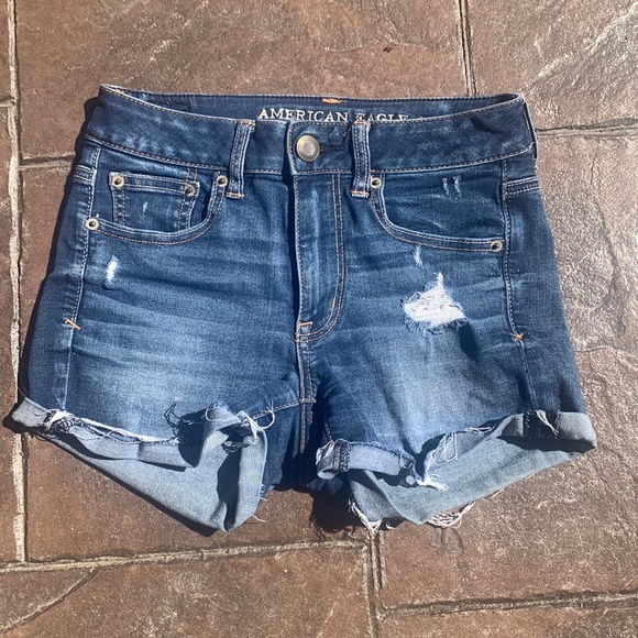 American Eagle Shorts - Picture 4 of 7